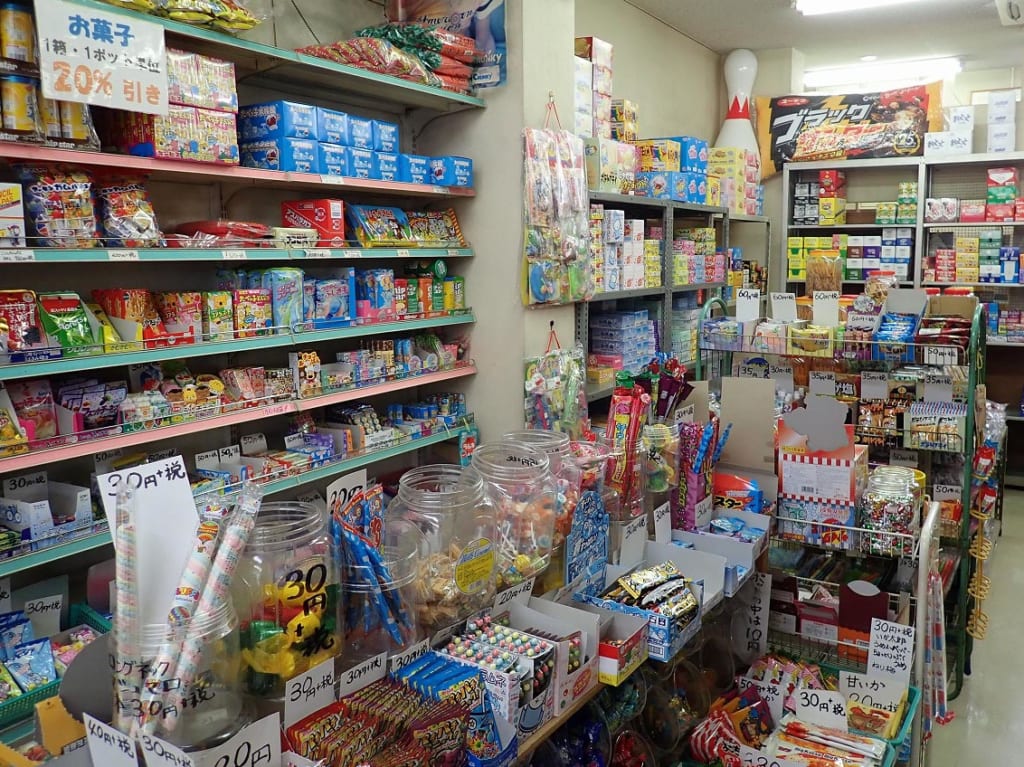 本川越駅の近くにある『あらい』で売られている駄菓子
