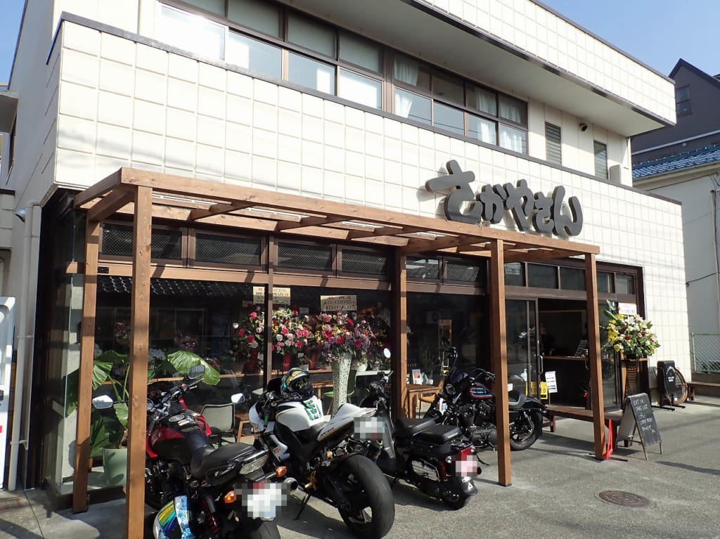 2020年11月にオープンした『LEC COFFEE』