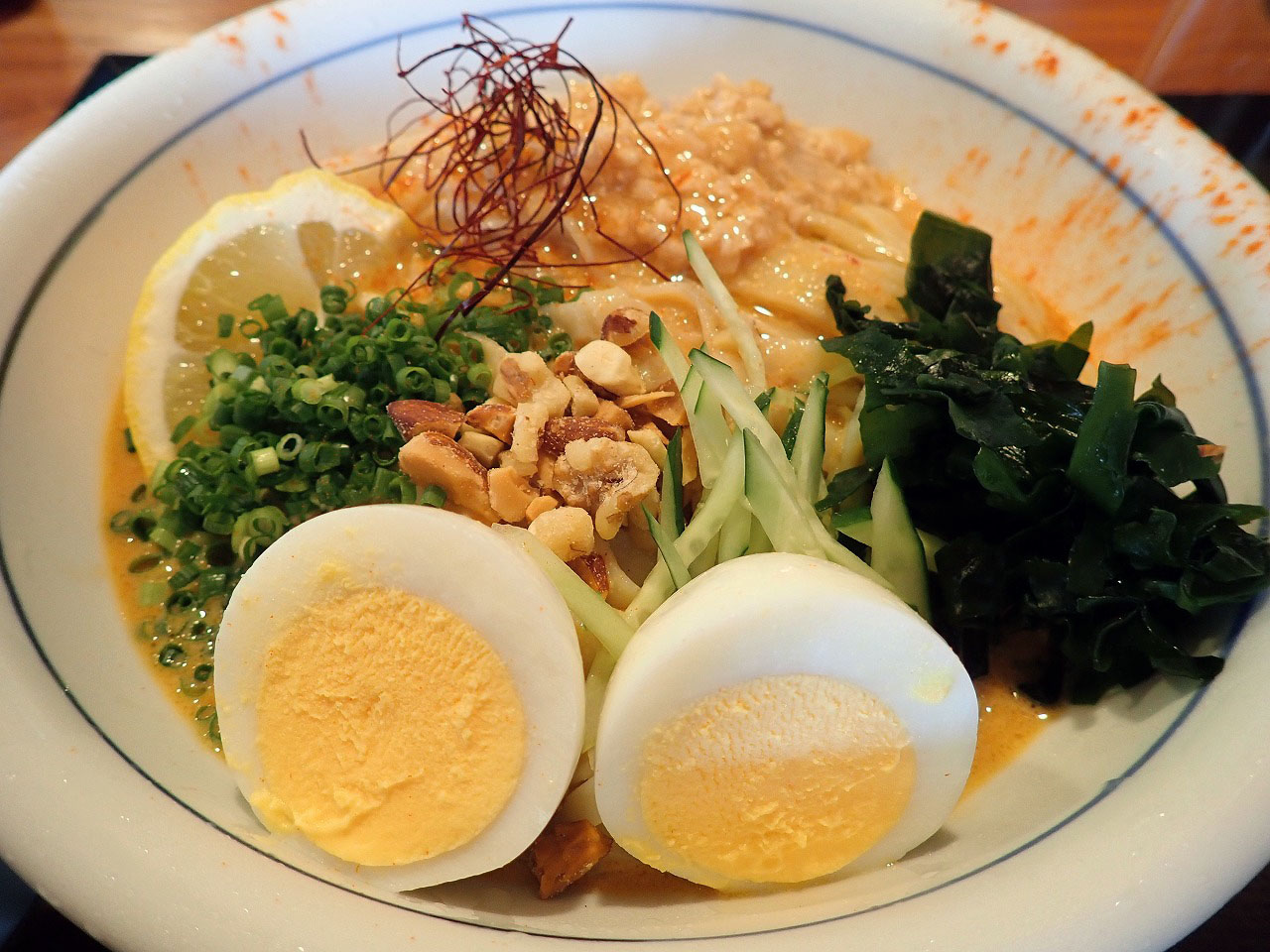 川越の美味しいひんやりグルメの『三日月』の「豆乳冷し担々麺」