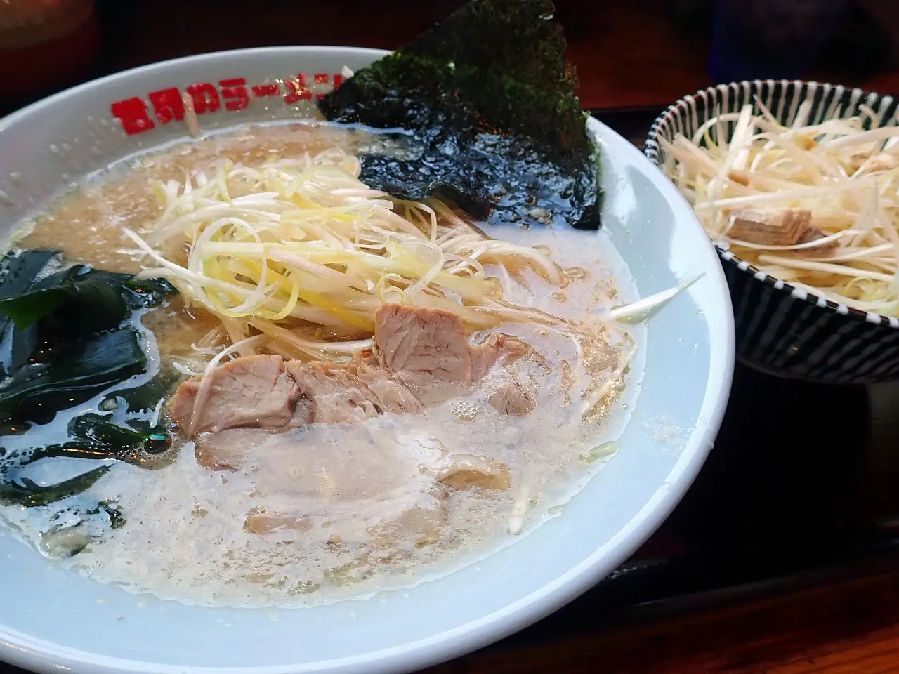 2025年9月にオープンの『世界のラーメンショップ 松雪』