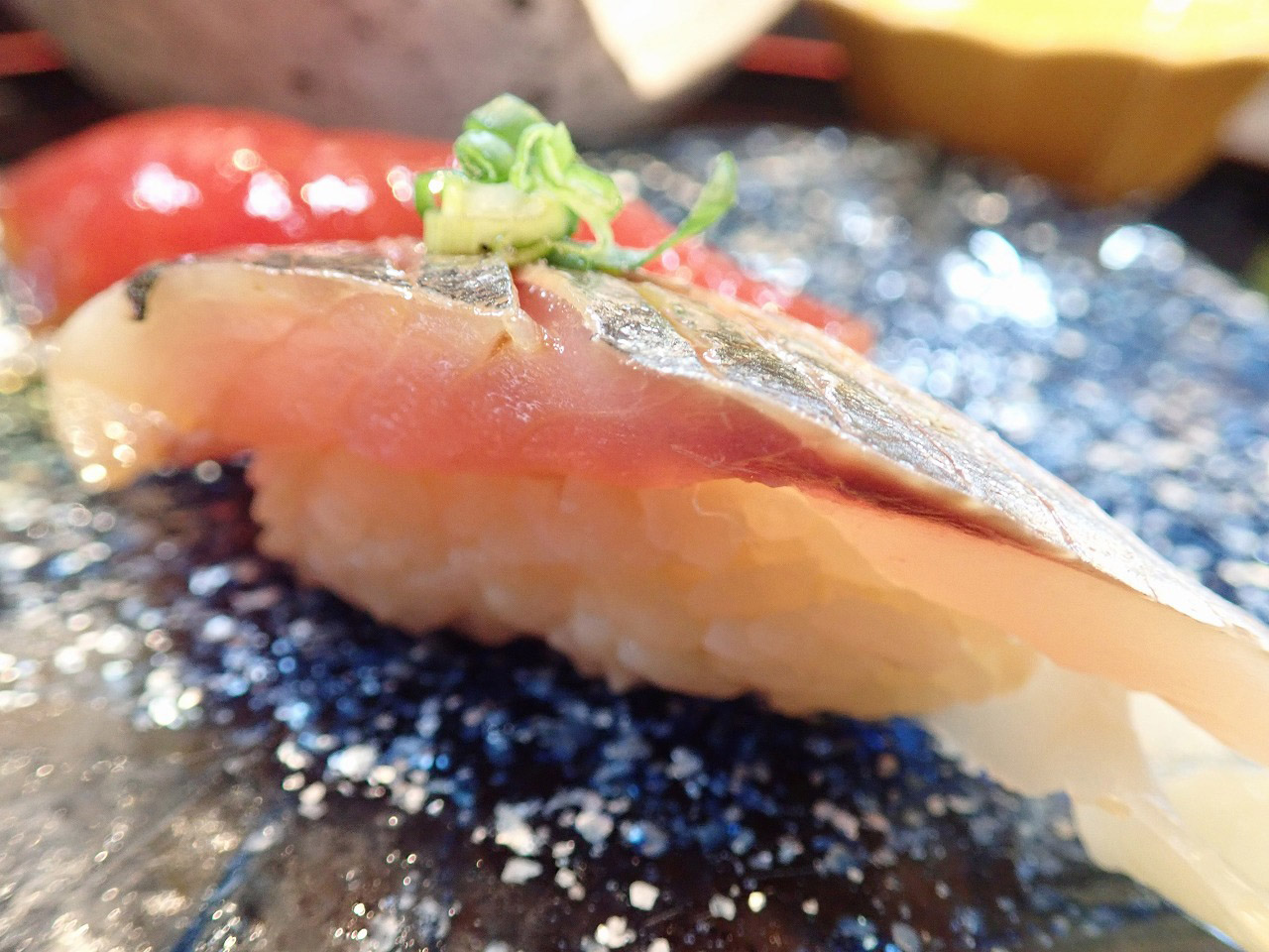 2025年9月にオープンの『鮨 瑠璃』