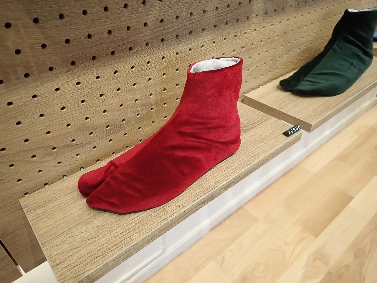 2025年11月にオープンの川越の足袋のお店『ISAMI KAWAGOE』