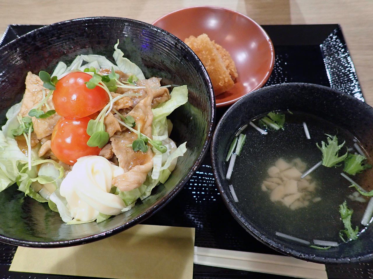 2026年1月にオープンの川越のうどんのお店『汁なしうどん 小麦』