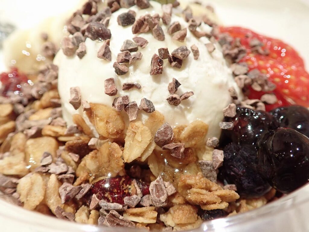 2026年1月にオープンの川越のグリークヨーグルト&アサイー専門店『YOGI 川越店』