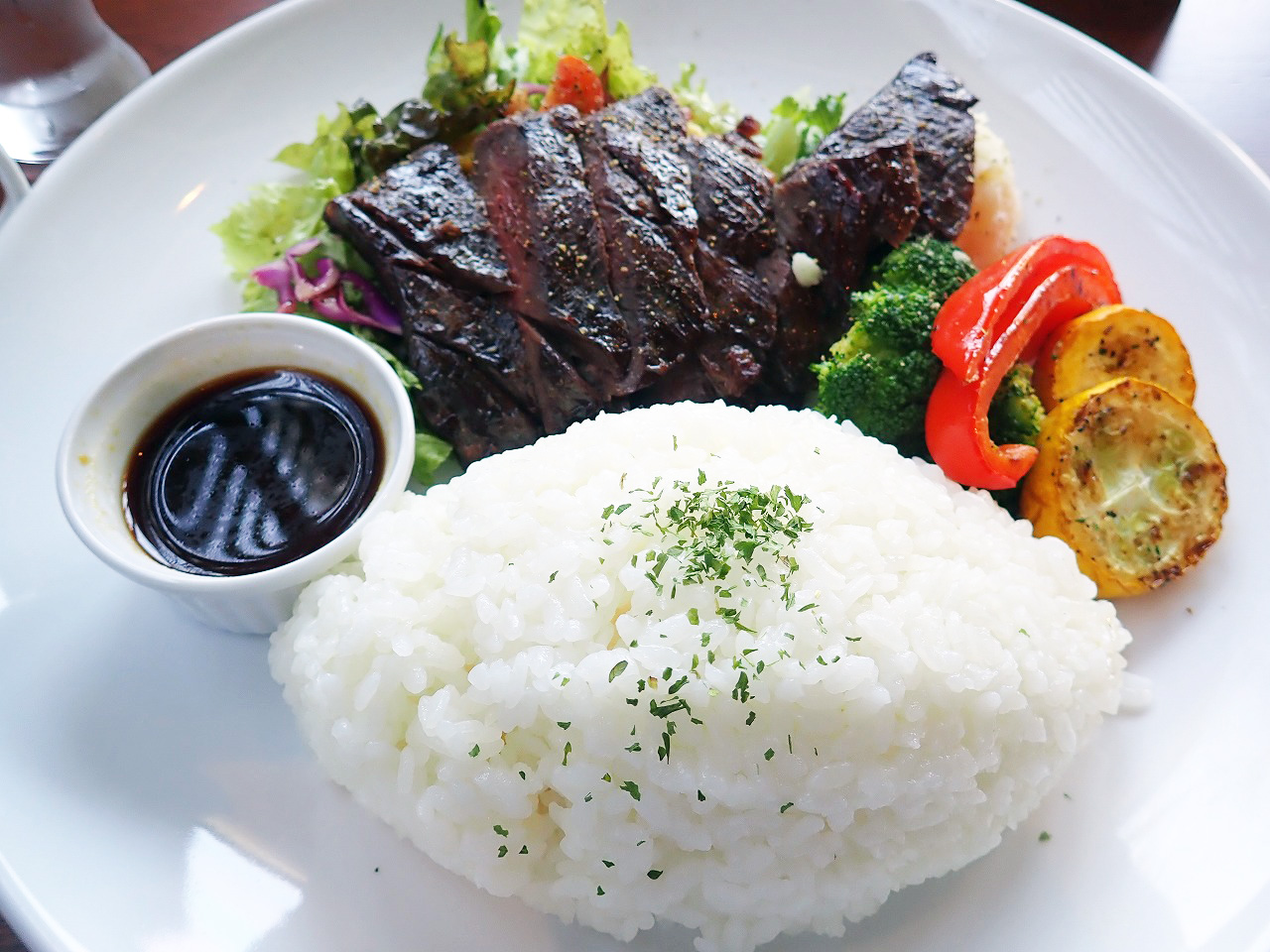 2026年7月にオープンの川越の炭火ステーキのお店『GRILLSTEAK FAMILIA』